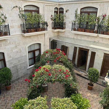 Midway Baku Hotel Eksteriør billede