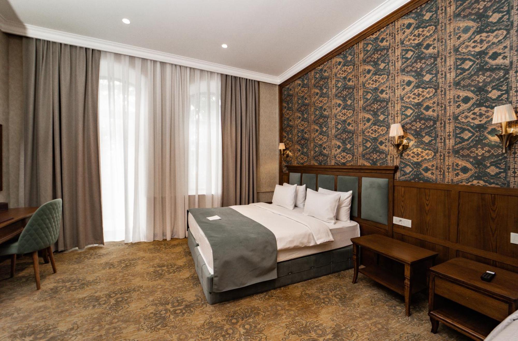 Midway Baku Hotel Eksteriør billede